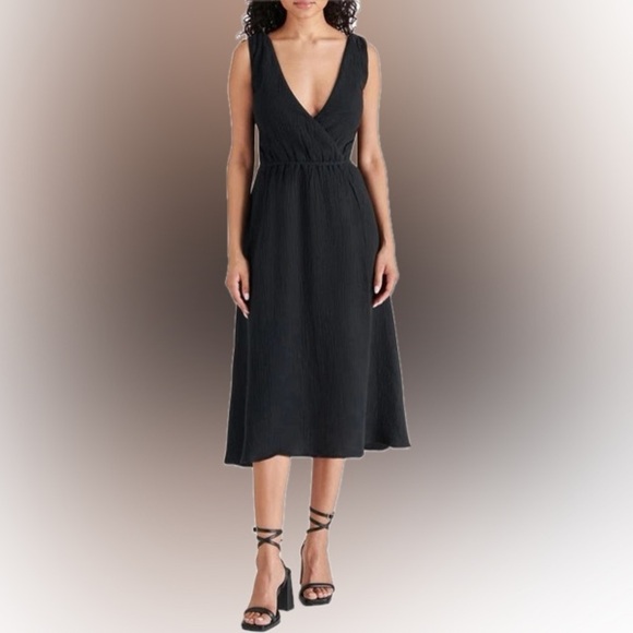 Steve Madden Dresses & Skirts - Steve Madden Taryn Cotton Gauze Midi Dress Sleeveless V Neck  Black Large